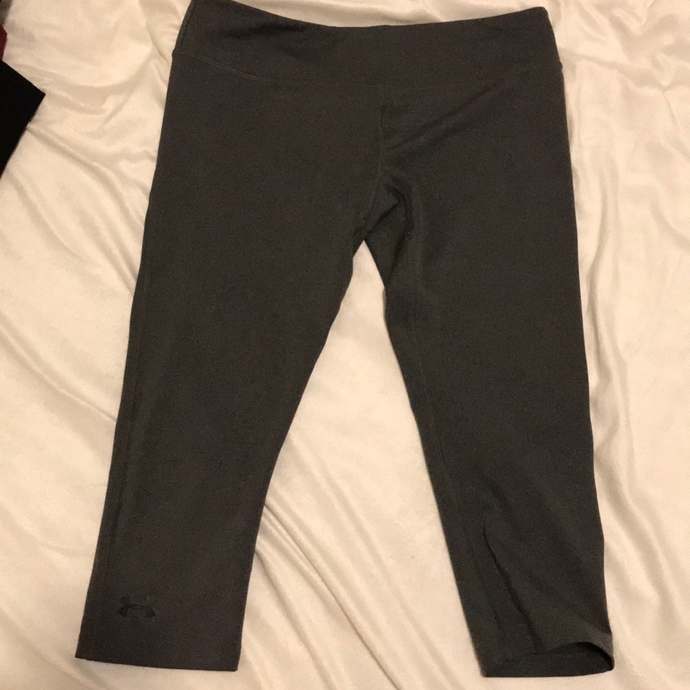 Gray Under Armour workout leggings